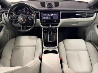 Porsche Macan 2023 AWD T 4 puertas SUV