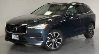 Volvo XC60 2022 AWD B5 Momentum 4 puertas SUV