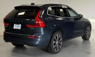 Volvo XC60 2022 AWD B5 Momentum 4 puertas SUV
