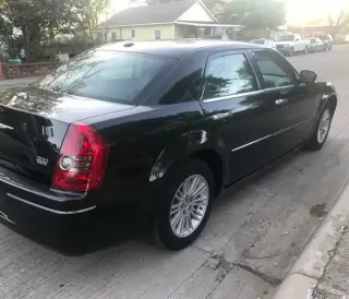 2010 Chrysler 300 Limited