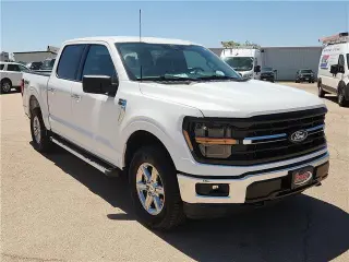 Ford F-150 2025 4x4 XLT 4 puertas SuperCrew 5.5 pies SB