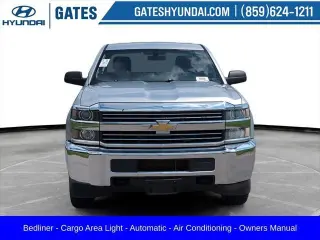 Chevrolet Silverado 2500HD 2017 4x4 Camioneta de Trabajo 4 puertas Cabina Crew SB