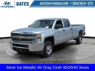 Chevrolet Silverado 2500HD 2017 4x4 Camioneta de Trabajo 4 puertas Cabina Crew SB