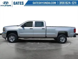 Chevrolet Silverado 2500HD 2017 4x4 Camioneta de Trabajo 4 puertas Cabina Crew SB