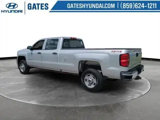 Chevrolet Silverado 2500HD 2017 4x4 Camioneta de Trabajo 4 puertas Cabina Crew SB