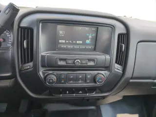 Chevrolet Silverado 2500HD 2018 4x4 Camioneta de Trabajo 4 puertas Cabina Crew SB