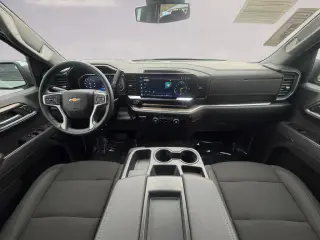 Chevrolet Silverado 1500 2026 4x2 LT 4 puertas Cabina Crew 6.6 pies. SB