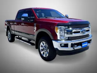 Ford F-350 Super Duty 2017 4x4 Lariat 4 puertas Cabina Crew 6.8 pies. SRW Pickup