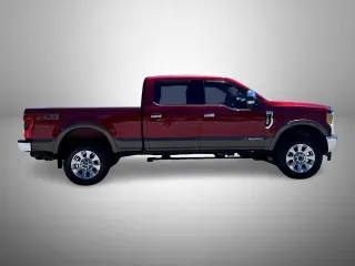 Ford F-350 Super Duty 2017 4x4 Lariat 4 puertas Cabina Crew 6.8 pies. SRW Pickup