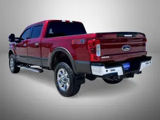 Ford F-350 Super Duty 2017 4x4 Lariat 4 puertas Cabina Crew 6.8 pies. SRW Pickup