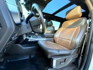Ford F-150 2022 4x4 King Ranch 4 puertas SuperCrew 5.5 pies. SB