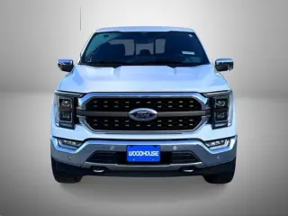 Ford F-150 2022 4x4 King Ranch 4 puertas SuperCrew 5.5 pies. SB