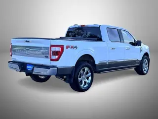 Ford F-150 2022 4x4 King Ranch 4 puertas SuperCrew 5.5 pies. SB