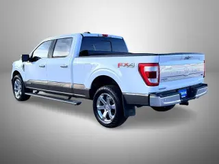 Ford F-150 2022 4x4 King Ranch 4 puertas SuperCrew 5.5 pies. SB