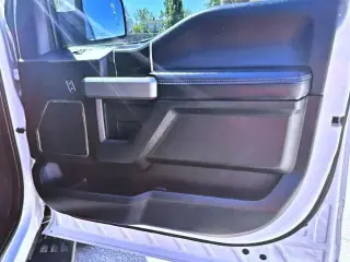 Ford F-150 2020 4x4 Raptor 4 puertas SuperCrew 5.5 pies. Caja corta