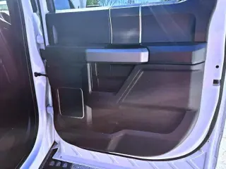 Ford F-150 2020 4x4 Raptor 4 puertas SuperCrew 5.5 pies. Caja corta