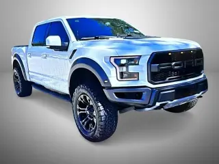 Ford F-150 2020 4x4 Raptor 4 puertas SuperCrew 5.5 pies. Caja corta