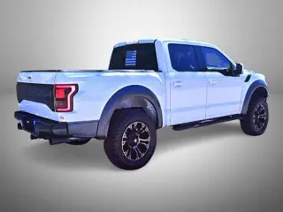 Ford F-150 2020 4x4 Raptor 4 puertas SuperCrew 5.5 pies. Caja corta