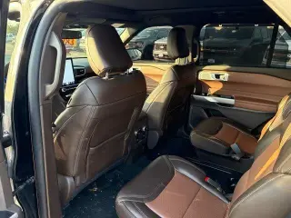 Ford Explorer 2023 AWD King Ranch 4 puertas SUV