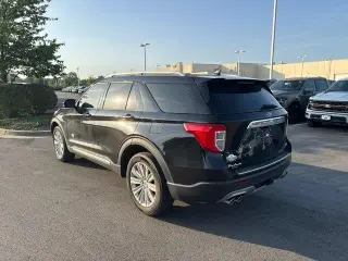 Ford Explorer 2023 AWD King Ranch 4 puertas SUV