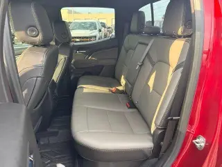 Chevrolet Colorado 2024 4x4 ZR2 4 puertas Cabina Crew 1.52 m (5 pies) caja corta