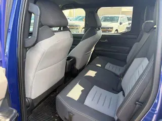 Toyota Tacoma 2024 4x4 TRD Sport 4 puertas Cabina Doble 5.0 ft SB 8A