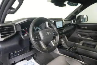 Toyota Tundra 2025 4x4 SR5 4 puertas CrewMax Cab Pickup SB