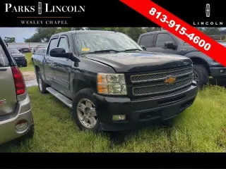 Chevrolet Silverado 1500 2013 4x4 LTZ 4 puertas Cabina Crew 5.8 pies. SB
