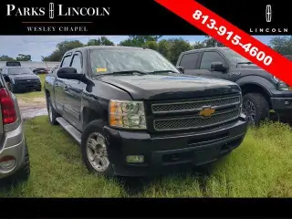 Chevrolet Silverado 1500 2013 4x4 LTZ 4 puertas Cabina Crew 5.8 pies. SB