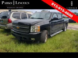 Chevrolet Silverado 1500 2013 4x4 LTZ 4 puertas Cabina Crew 5.8 pies. SB