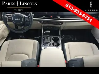Kia Carnival 2025 SX 4 puertas Minivan