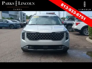 Kia Carnival 2025 SX 4 puertas Minivan