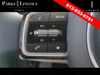 Kia Carnival 2025 SX 4 puertas Minivan