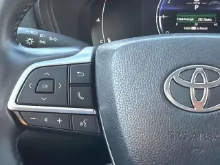 Toyota Grand Highlander 2024 XLE 4 puertas SUV