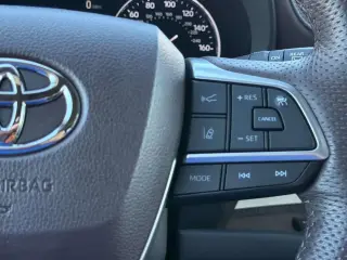 Toyota Sienna 2021 Platinum 7 pasajeros 4 puertas Minivan