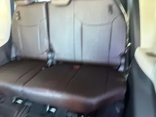 Toyota Sienna 2021 Platinum 7 pasajeros 4 puertas Minivan