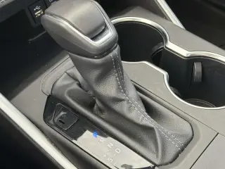 Toyota Highlander Híbrido 2023 AWD XLE 4 puertas SUV