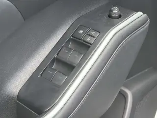 Toyota Highlander Híbrido 2023 AWD XLE 4 puertas SUV