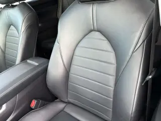 Toyota Highlander Híbrido 2023 AWD XLE 4 puertas SUV