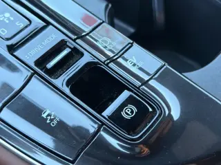 Toyota Crown Signia 2025 AWD Limited 4 puertas Crossover