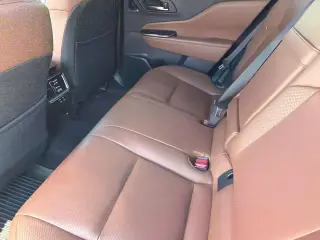 Toyota Crown Signia 2025 AWD Limited 4 puertas Crossover