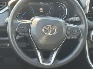 Toyota RAV4 Híbrido 2025 AWD XLE Premium 4 puertas SUV