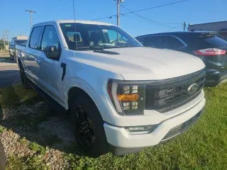 Ford F-150 2023 4x4 XLT 4 puertas SuperCrew 5.5 pies. SB