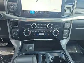 Ford F-150 2024 4x4 Lariat 4 puertas SuperCrew 5.5 pies. SB