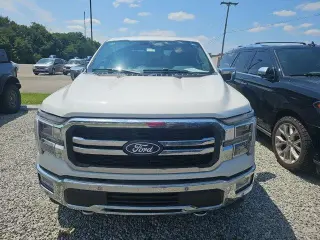 Ford F-150 2024 4x4 Lariat 4 puertas SuperCrew 5.5 pies. SB