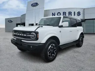 Ford Bronco 2025 4x4 Outer Banks 4 puertas SUV
