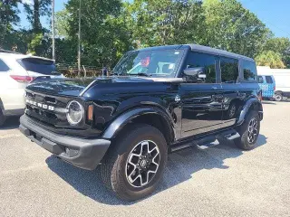 Ford Bronco 2023 4x4 Outer Banks 4 puertas SUV