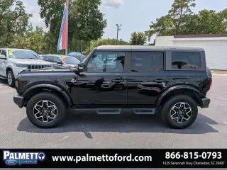 Ford Bronco 2023 4x4 Outer Banks 4 puertas SUV