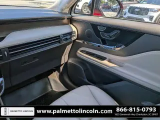 Lincoln Corsair 2024 AWD Reserve 4 puertas SUV