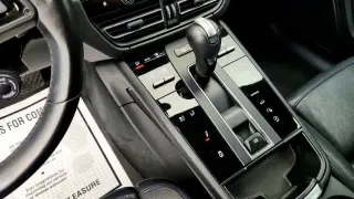 Porsche Macan 2023 AWD T 4 puertas SUV